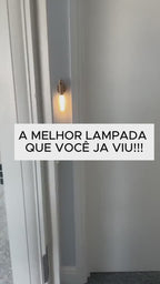 Lâmpada com sensor de movimento portátil